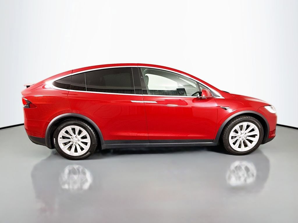 Used 2020 Tesla Model X Long Range image 9