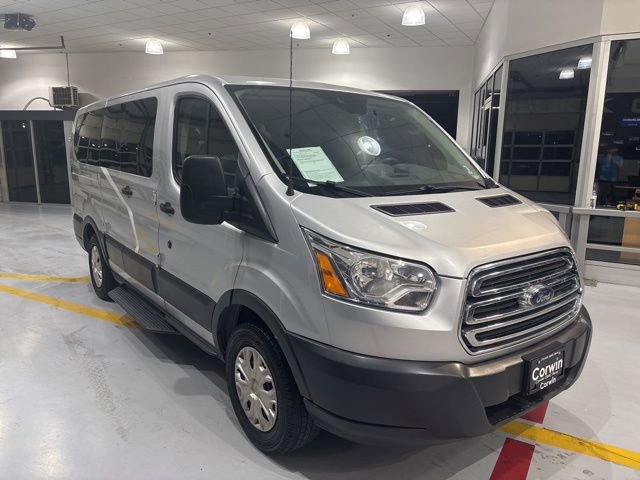 Used 2018 Ford Transit 150 XLT RWD image 4