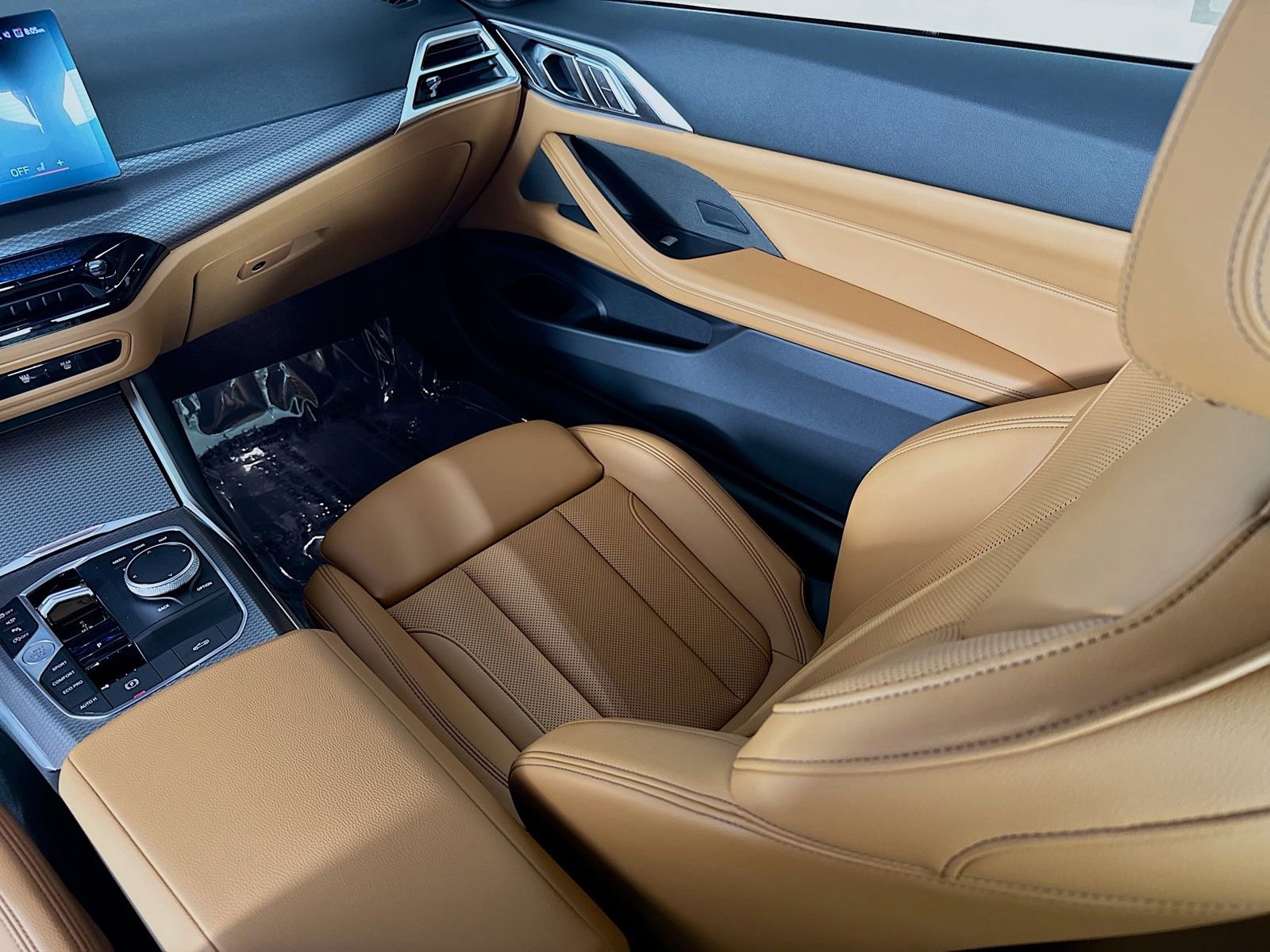 Used 2025 BMW 430i Convertible w/ Convenience Package image 24