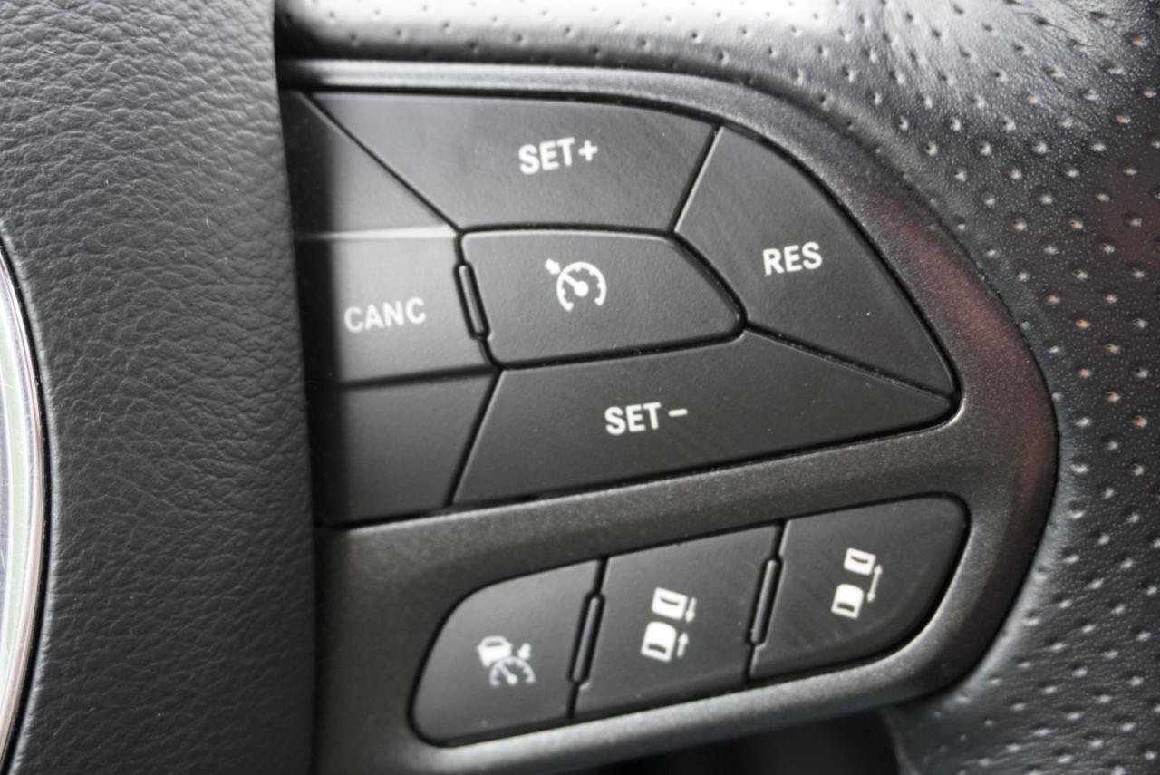 Used 2024 Dodge Durango R/T AWD/4WD image 12