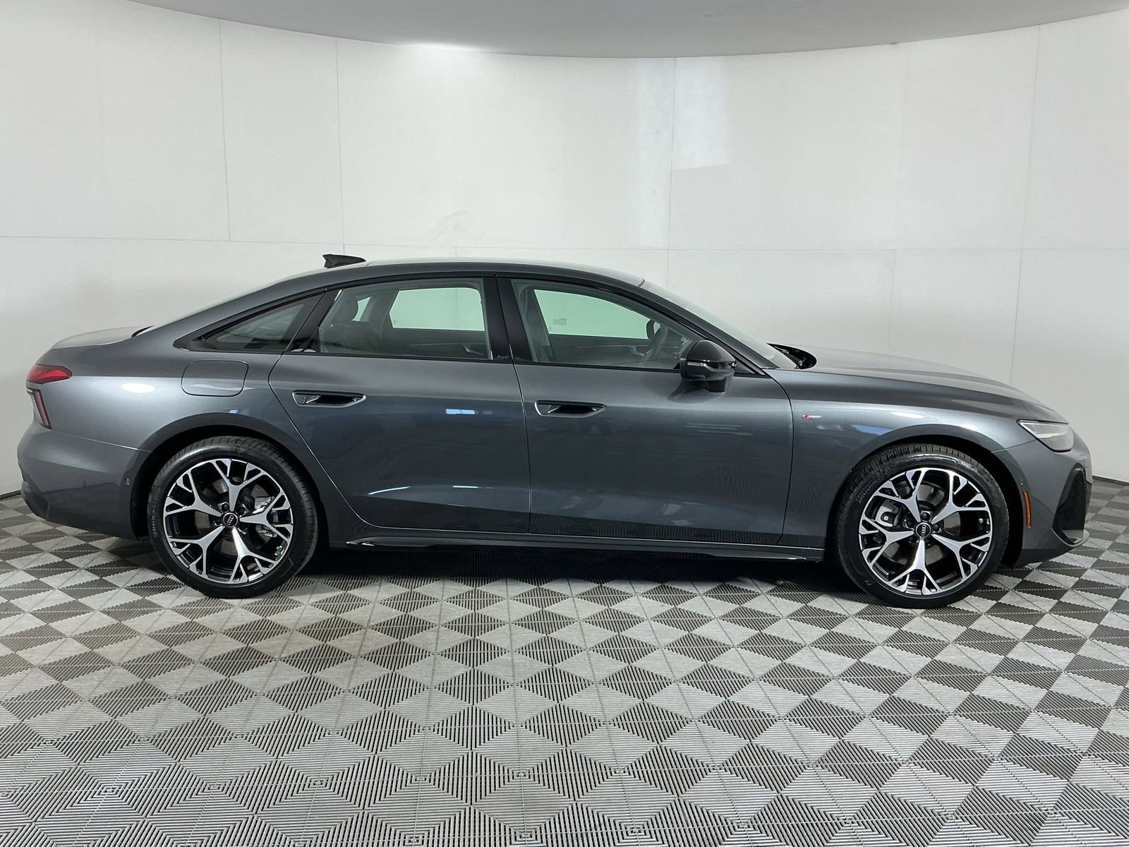 New 2026 Audi A6 Premium Plus AWD/4WD image 11