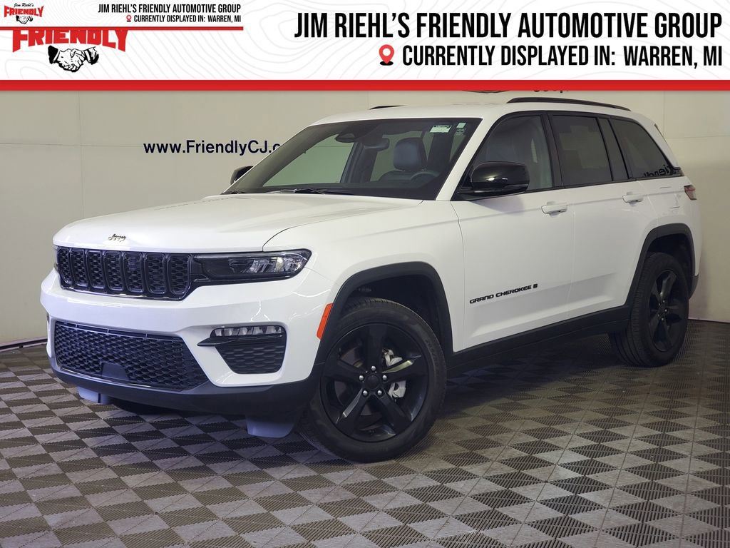 Used 2024 Jeep Grand Cherokee Limited w/ Black Appearance Package AWD/4WD 360° Tour