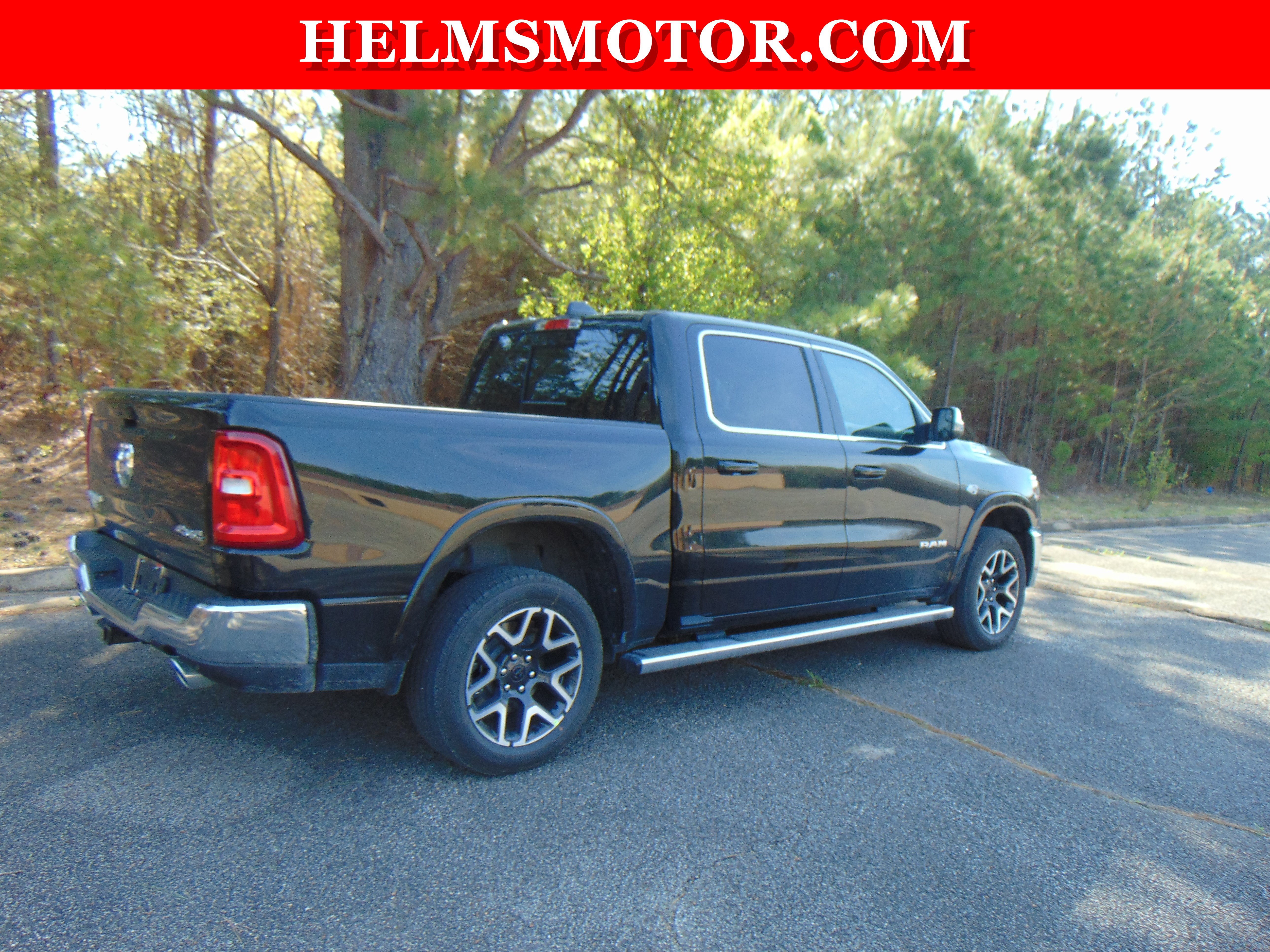 New 2026 RAM 1500 Laramie AWD/4WD image 23
