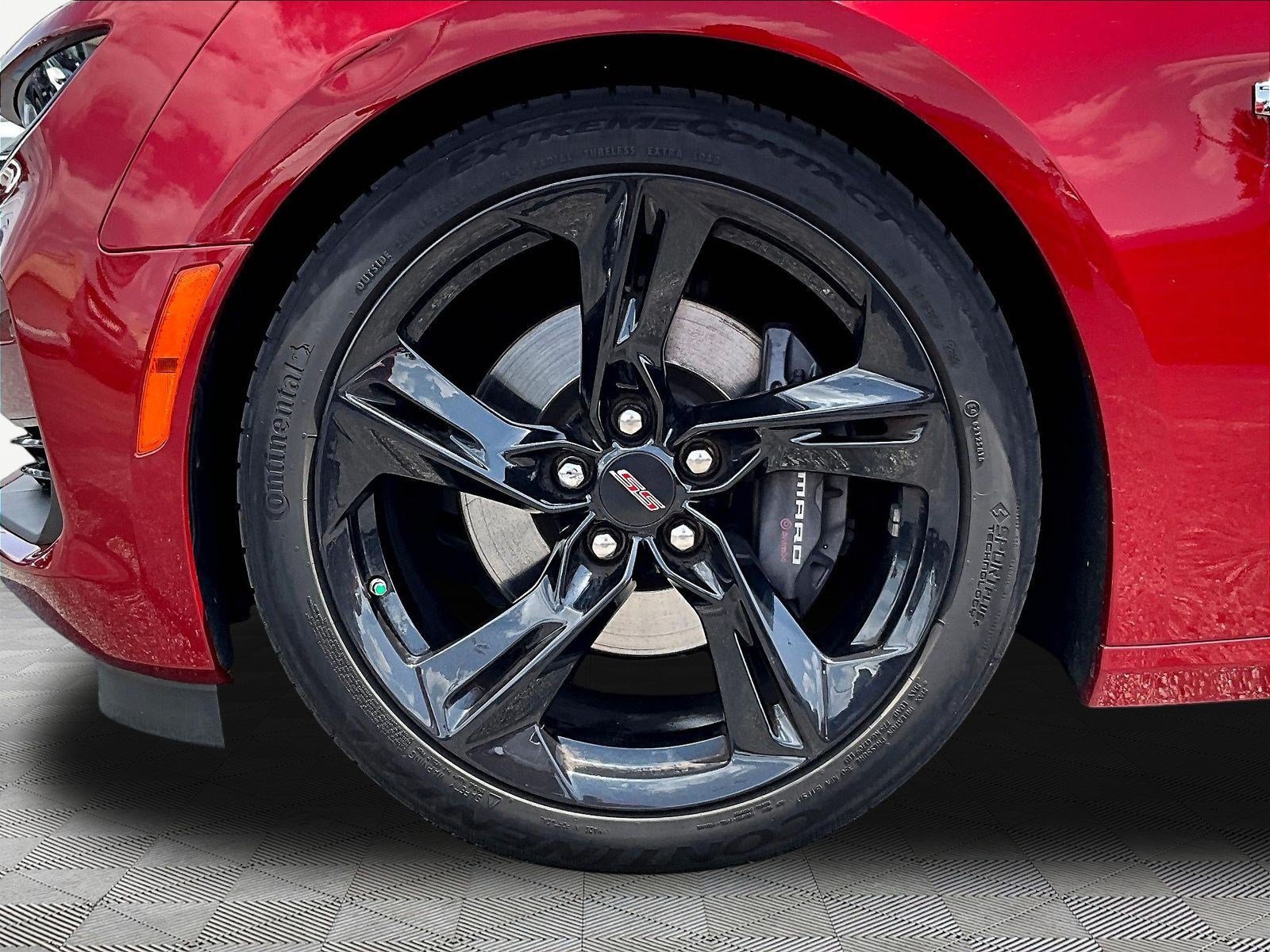 Used 2019 Chevrolet Camaro SS RWD image 30