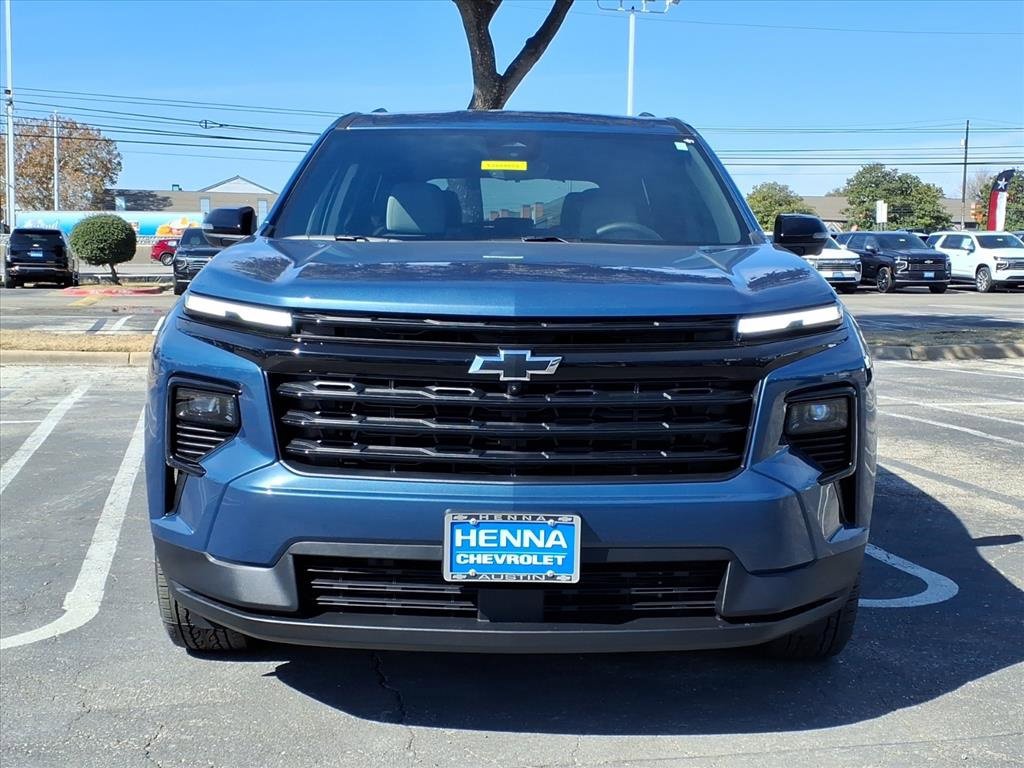 New 2026 Chevrolet Traverse LT w/ Midnight/Sport Edition video 2