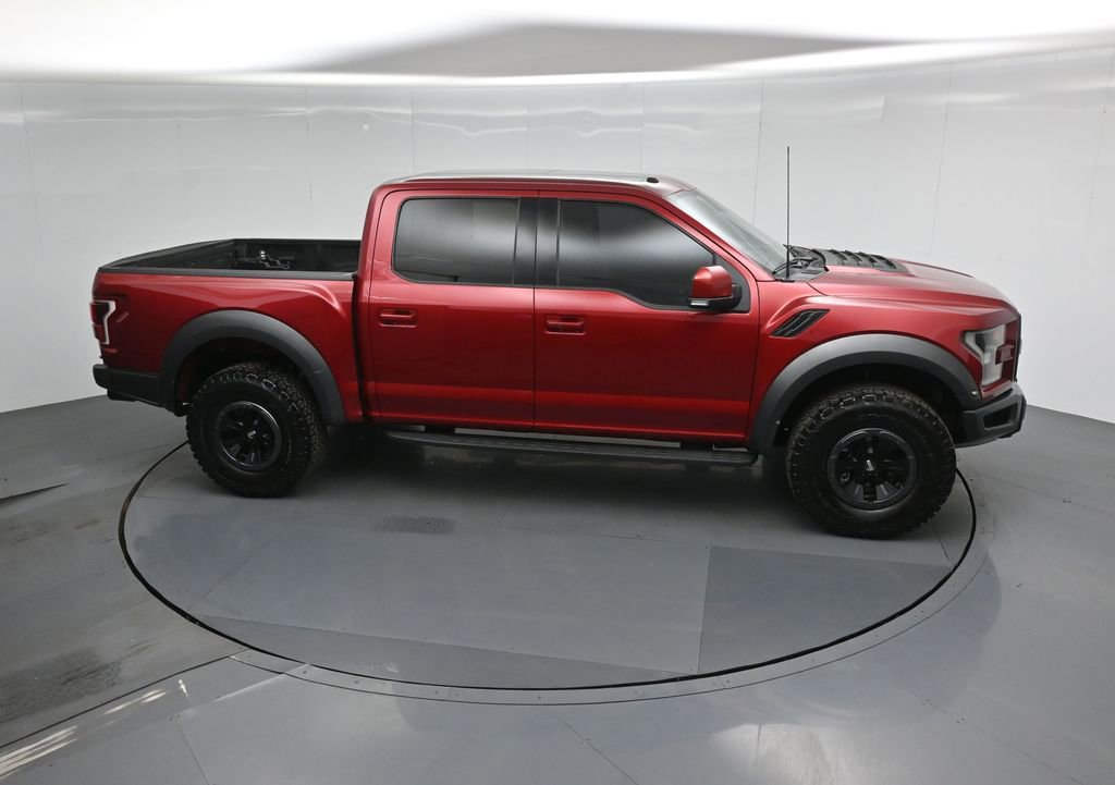 Certified 2017 Ford F150 Raptor w/ Equipment Group 802A Luxury image 57