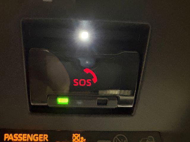 Certified 2024 Toyota Prius LE image 19