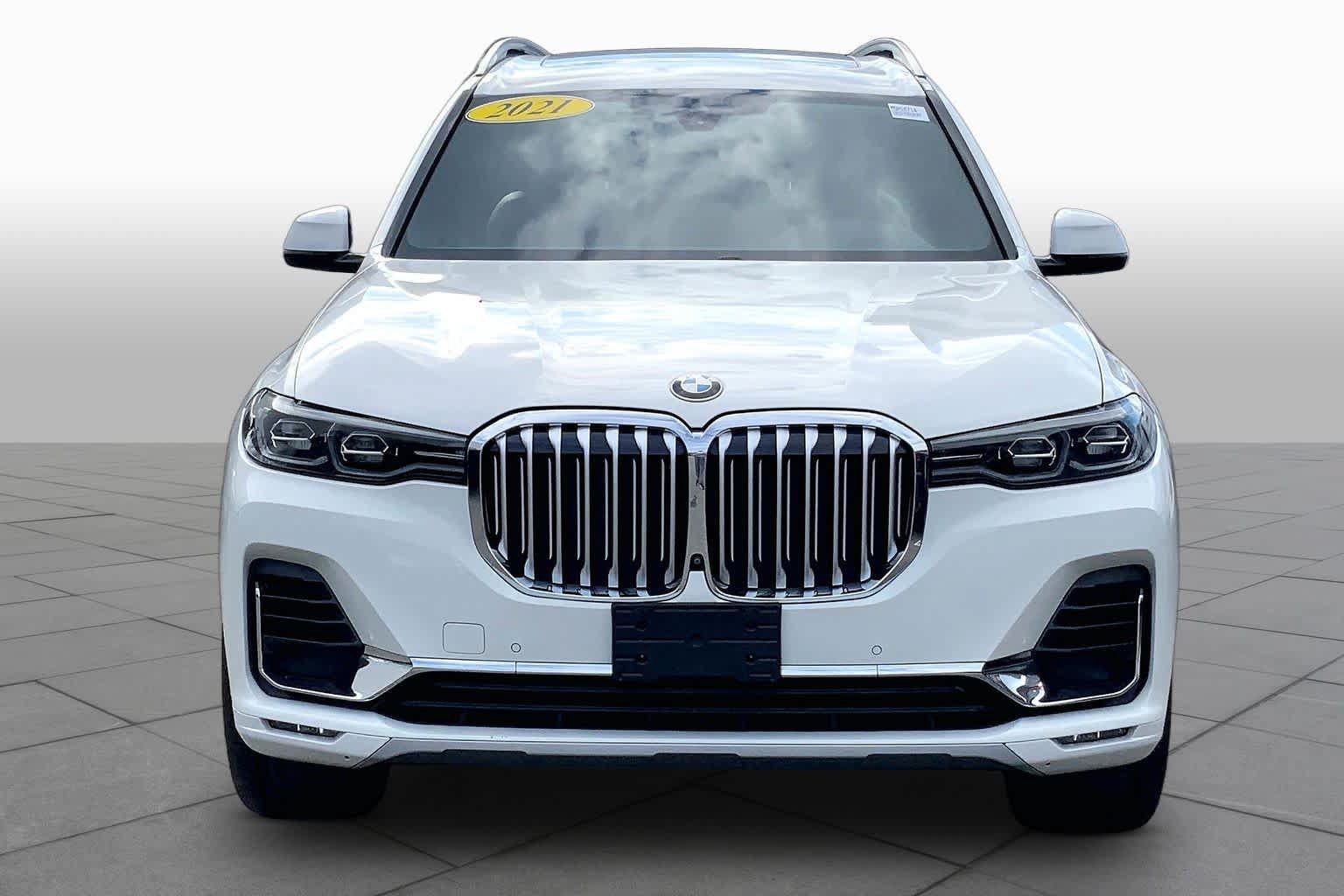 Used 2021 BMW X7 xDrive40i w/ Premium Package AWD/4WD image 4