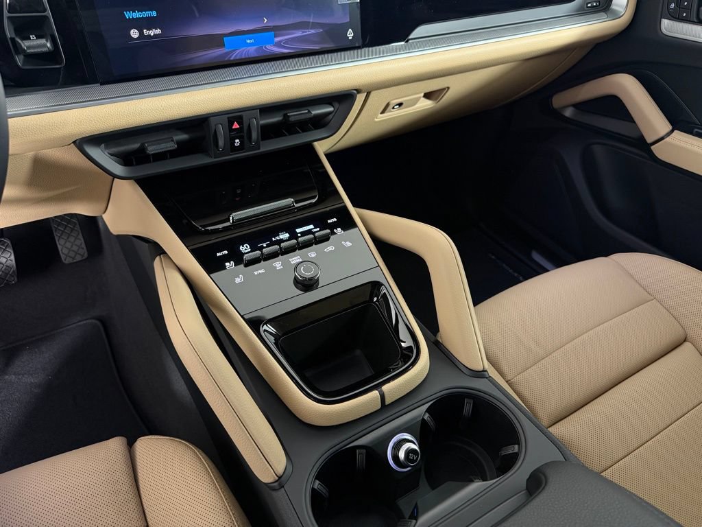 New 2026 Porsche Cayenne AWD/4WD image 24