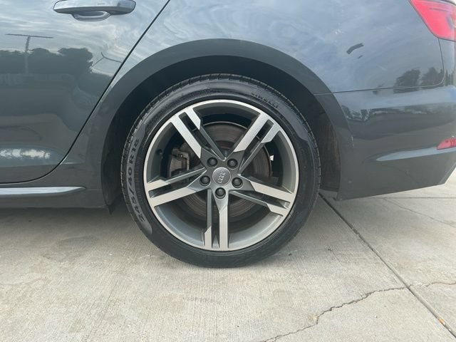 Used 2017 Audi A4 2.0T Prestige w/ Prestige Package AWD/4WD image 29