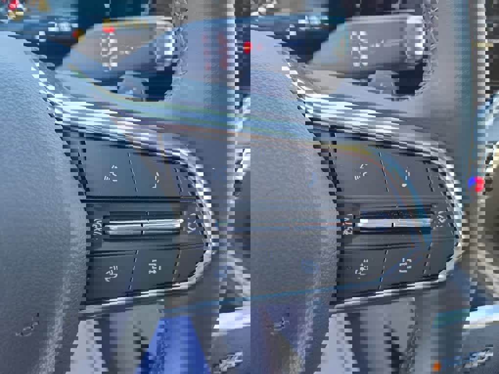 New 2026 Chevrolet Equinox LT w/ Convenience Package II image 18