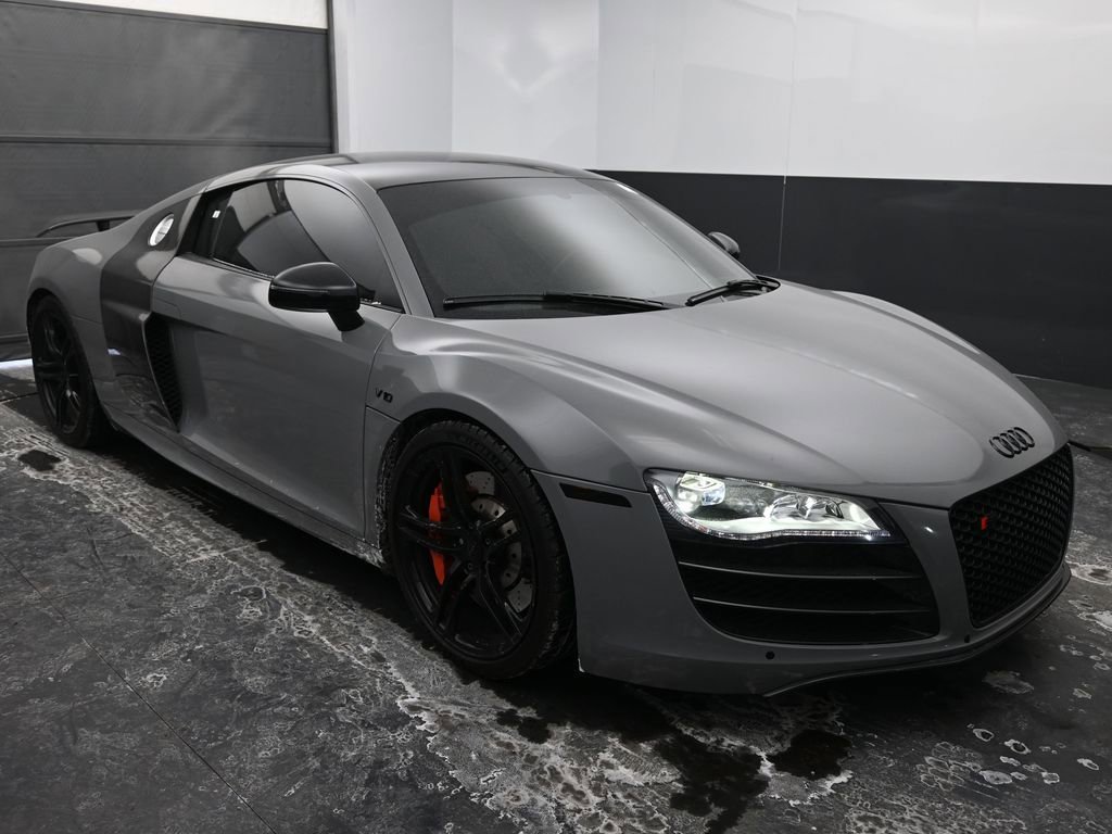 Used 2010 Audi R8 V10 image 26