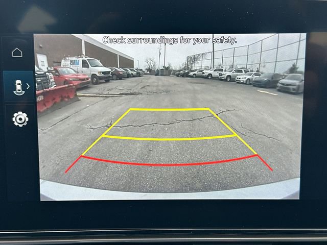 Used 2023 Hyundai Elantra Limited w/ Cargo Package image 26