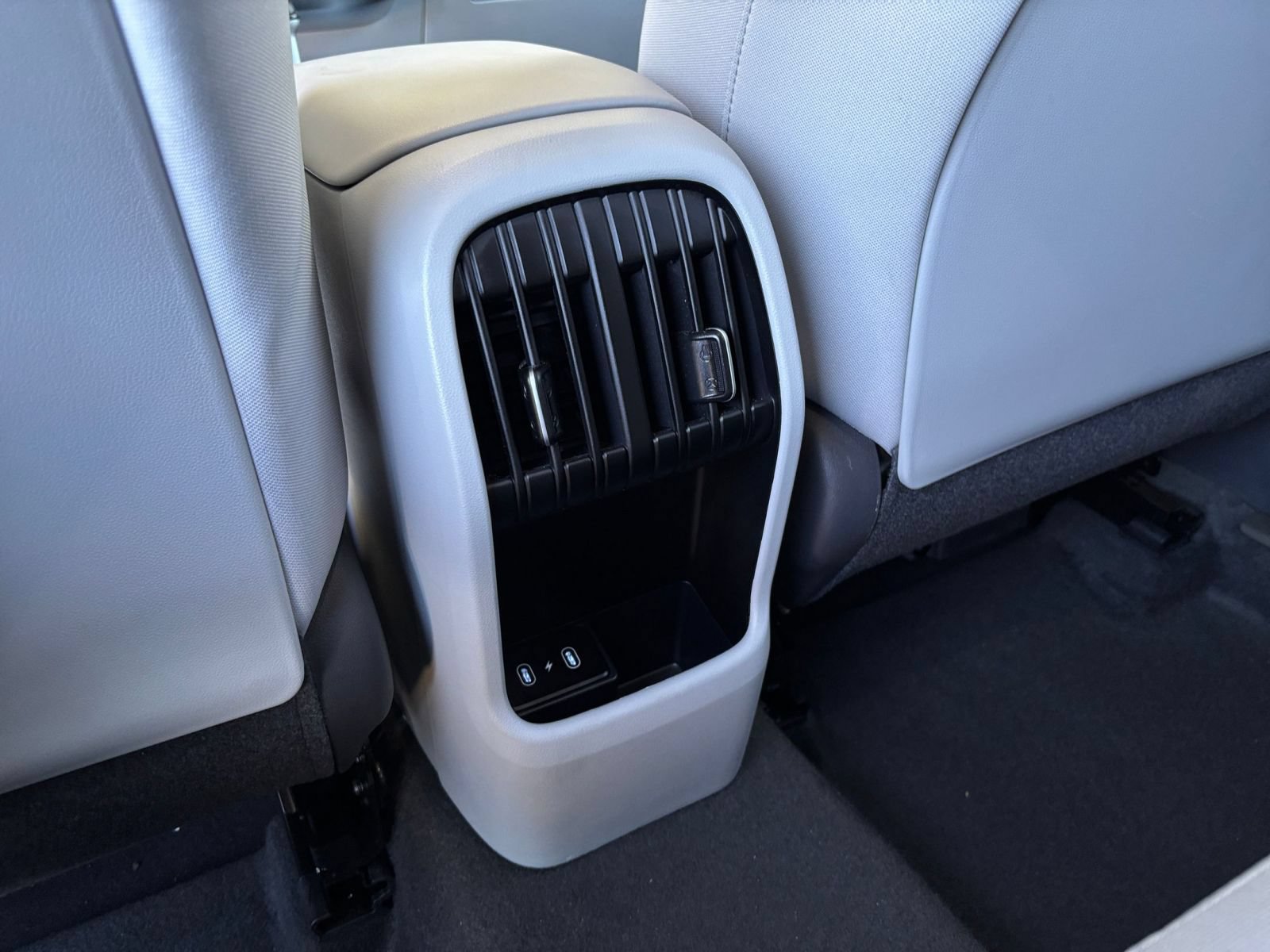 Used 2026 Hyundai Kona SEL Sport FWD image 21