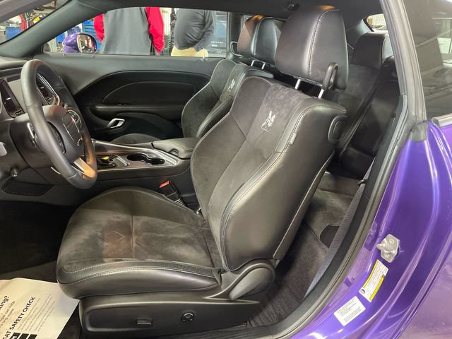 Certified 2016 Dodge Challenger R/T Scat Pack w/ Leather Interior Group RWD image 12