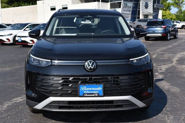 New 2026 Volkswagen Tiguan S FWD image 4