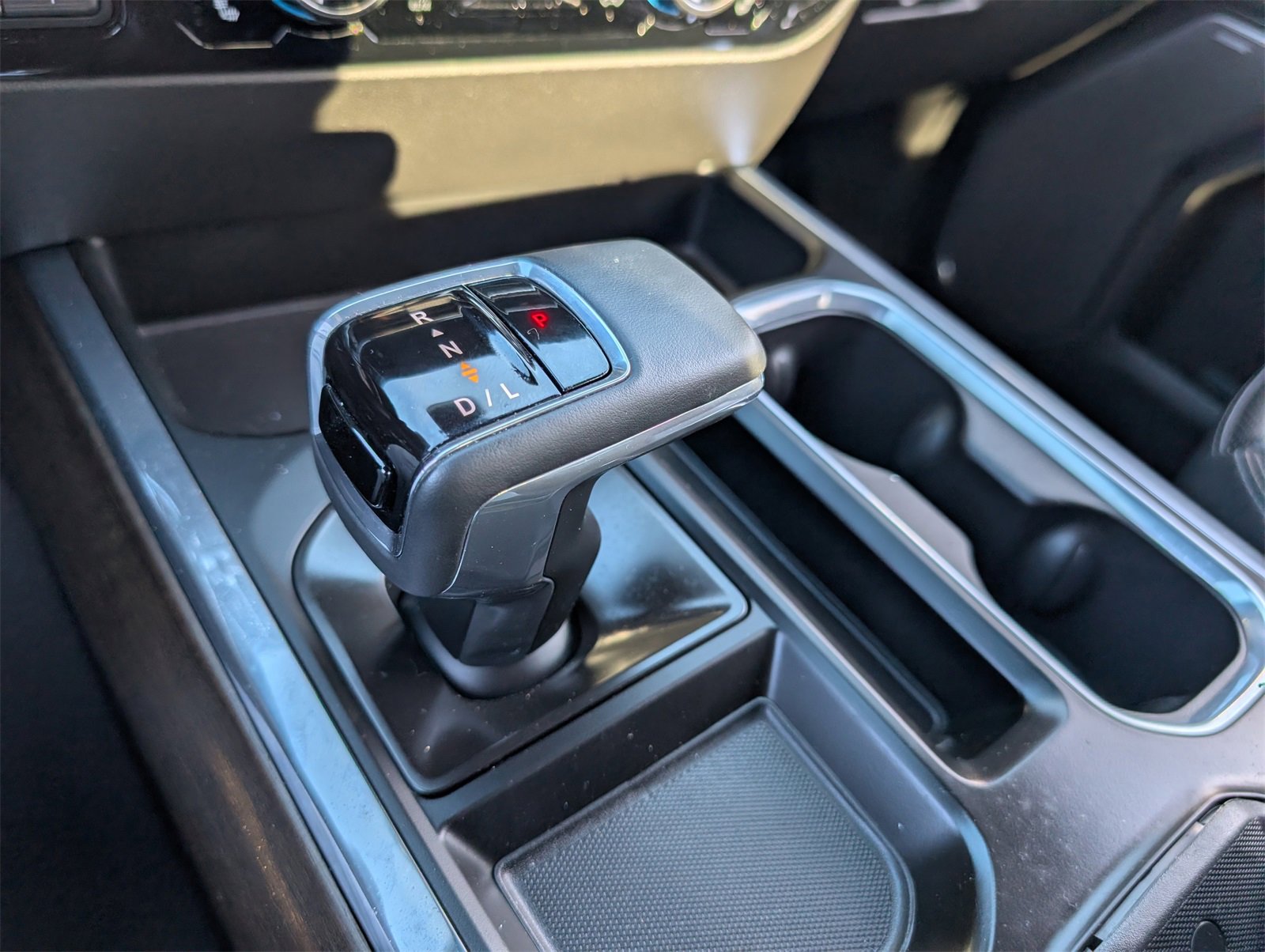 Used 2024 Chevrolet Silverado 1500 High Country w/ Z71 Off-Road Package image 32