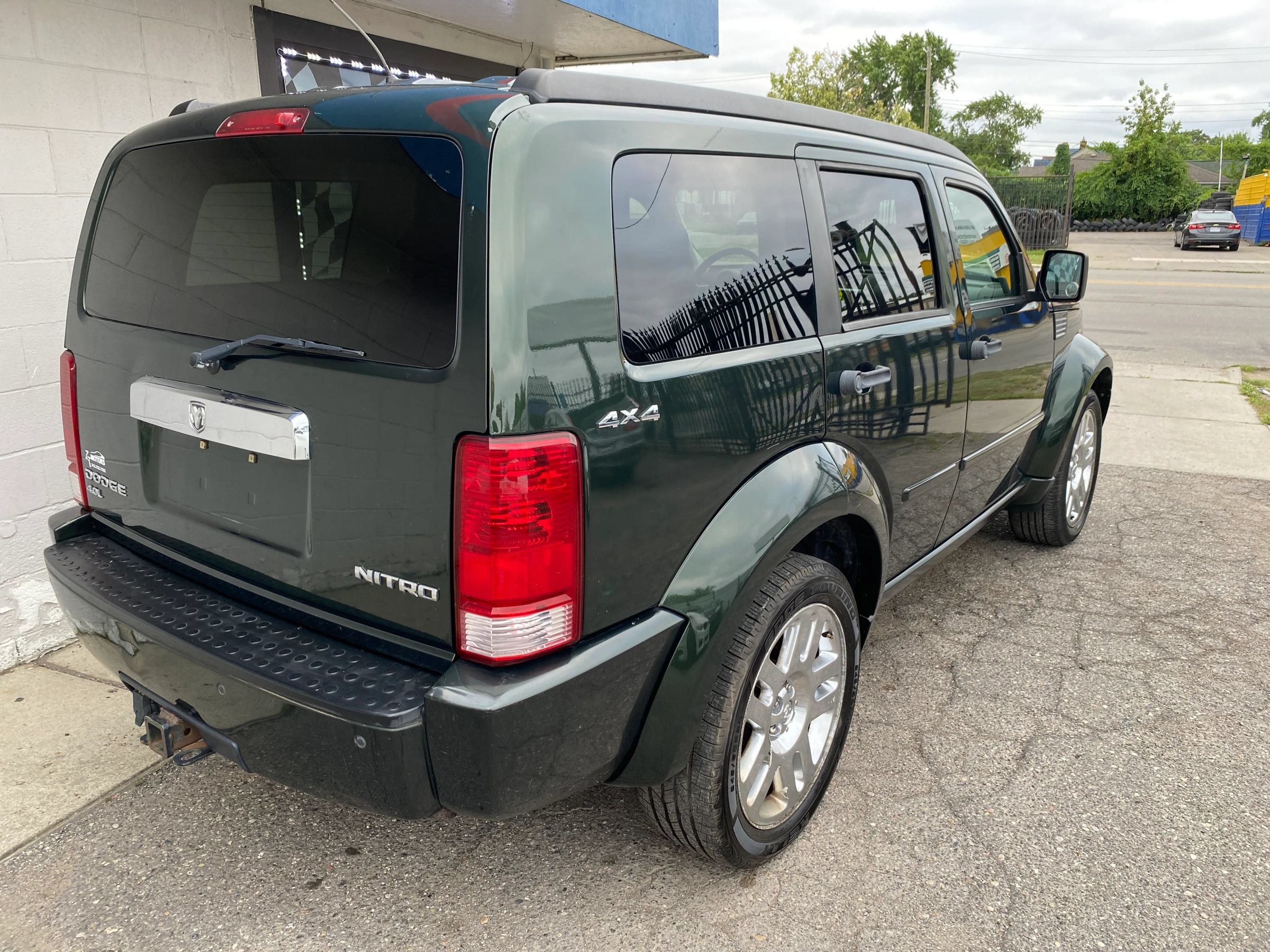 Used 2010 Dodge Nitro Detonator w/ Trailer Tow Group AWD/4WD image 8
