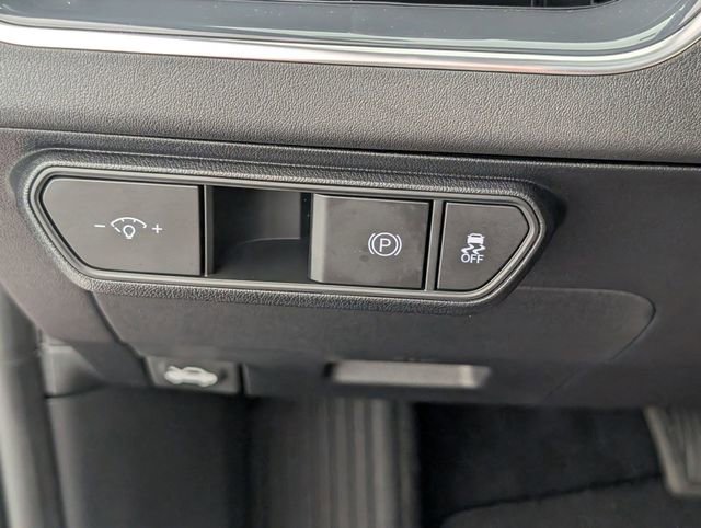 Used 2025 Kia K4 GT-Line w/ GT-Line Premium Package FWD image 15