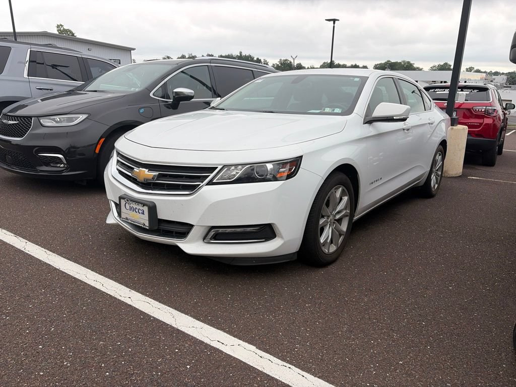 Used 2018 Chevrolet Impala LT w/ LT Leather Package FWD image 3