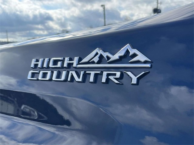 Used 2023 Chevrolet Silverado 2500 High Country w/ Z71 Off-Road Package image 13
