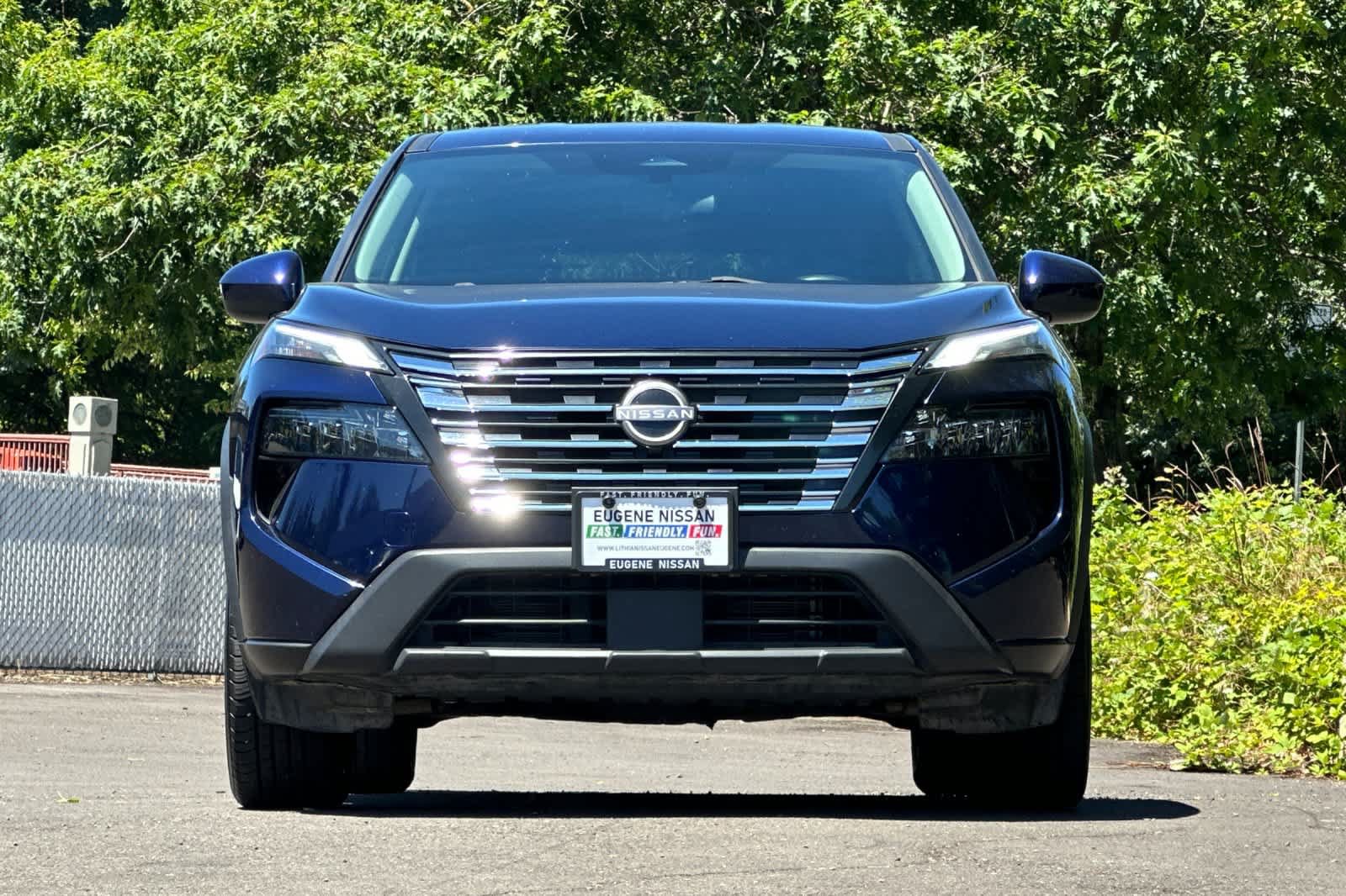Used 2024 Nissan Rogue SV AWD/4WD image 10