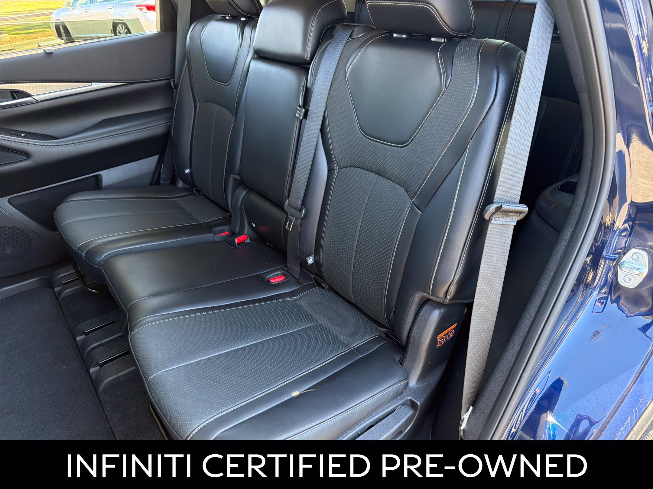 Certified 2022 INFINITI QX60 Luxe w/ Cargo Package FWD image 30
