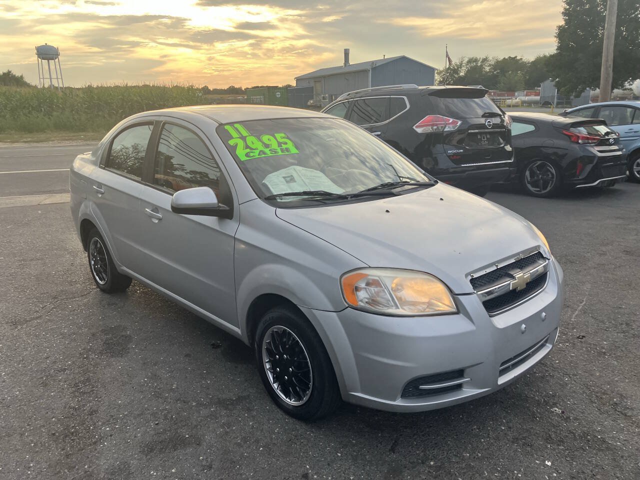 Used 2011 Chevrolet Aveo LT FWD image 5