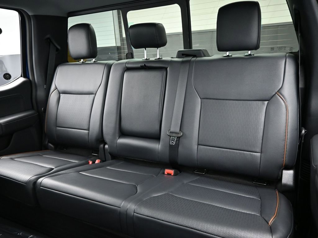 New 2026 Ford F350 Lariat w/ Black Appearance Package image 31