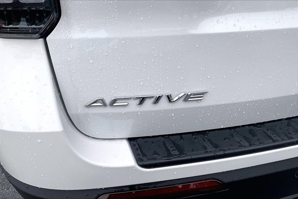 Used 2026 Ford Explorer Active w/ Active Comfort Package RWD image 25