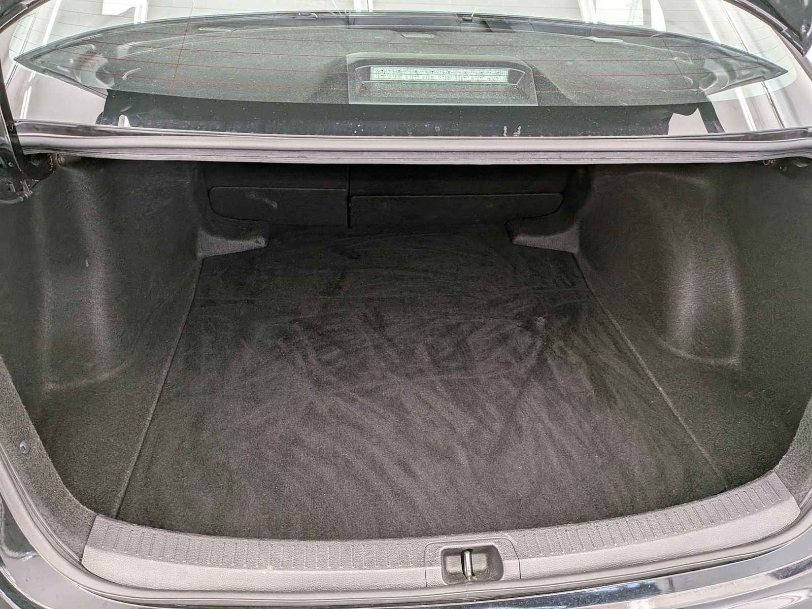 Used 2024 Toyota Corolla LE FWD image 29