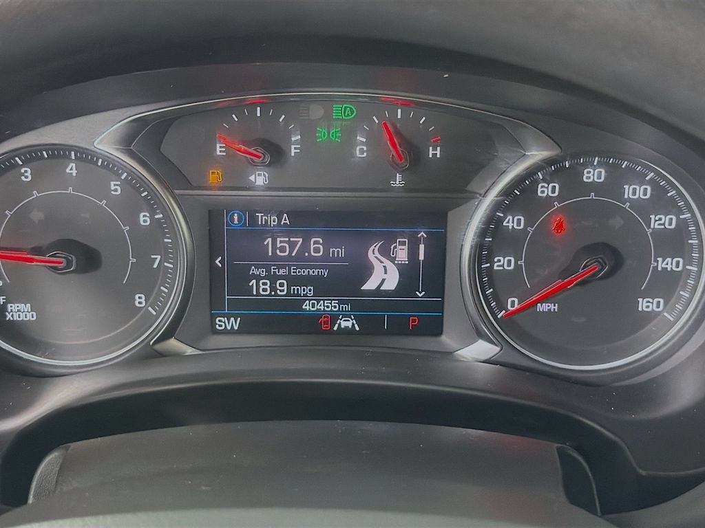 Used 2024 GMC Terrain SLE w/ Driver Convenience Package FWD image 15