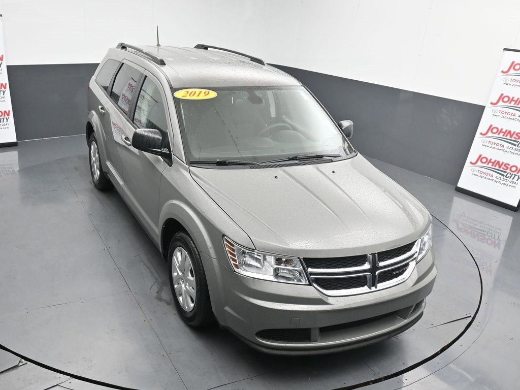 Used 2019 Dodge Journey SE image 28