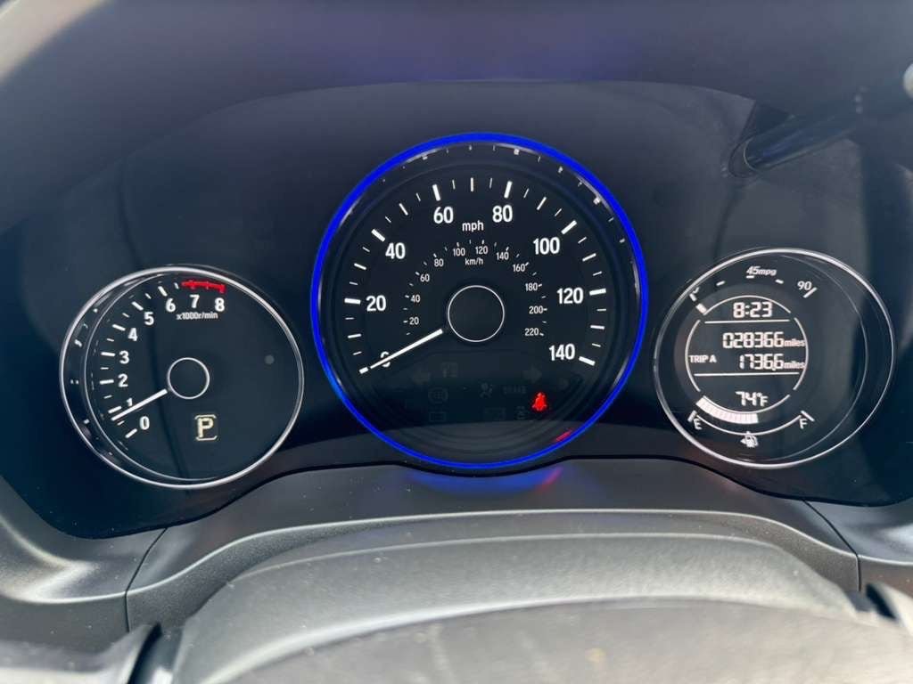Used 2016 Honda HR-V LX image 27