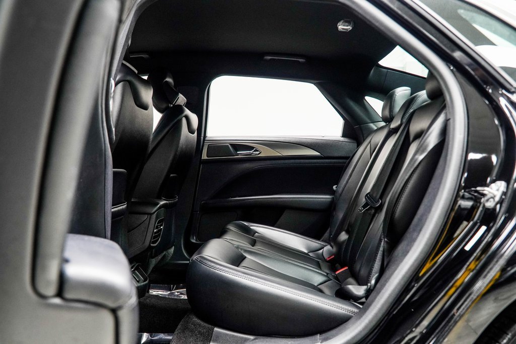 Used 2017 Lincoln MKZ Premiere image 33