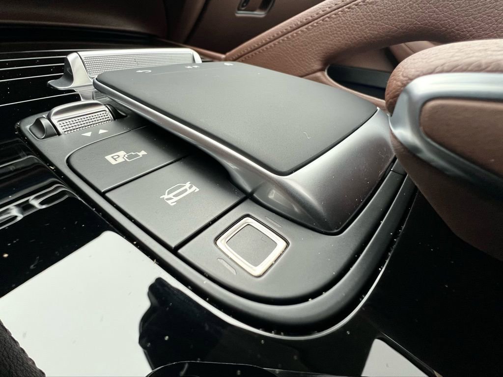 Certified 2026 Mercedes-Benz GLS 450 4MATIC image 43