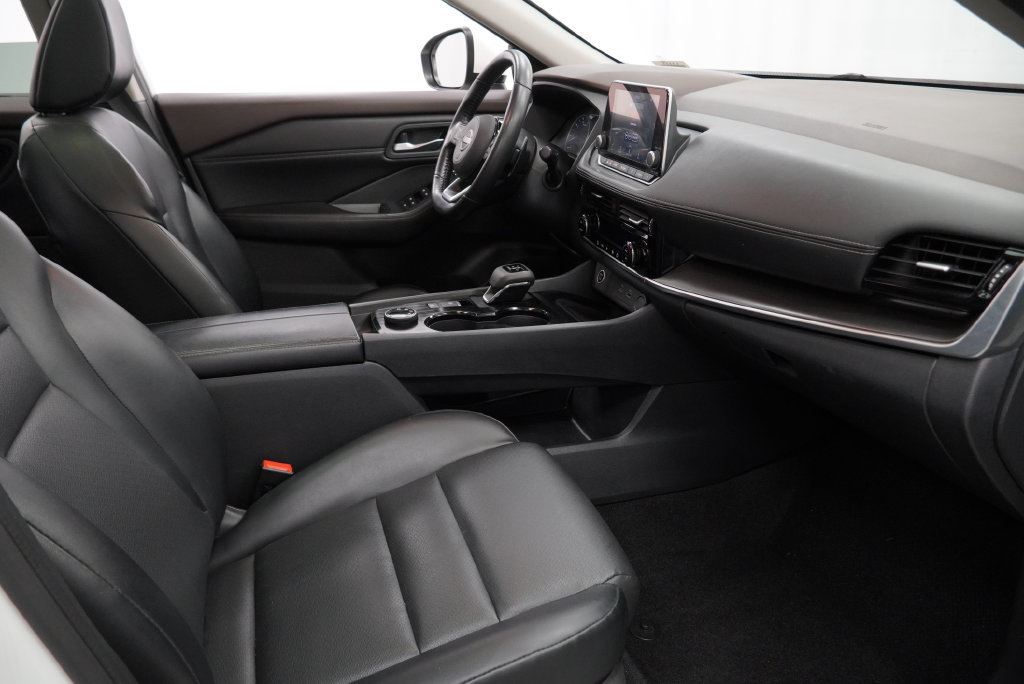 Used 2023 Nissan Rogue SV w/ SV Premium Package AWD/4WD image 34