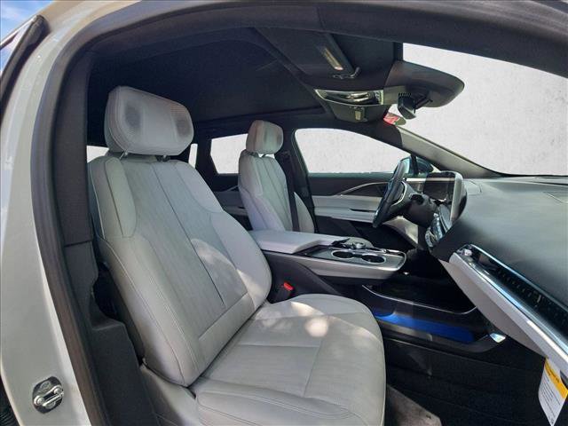 Used 2024 Cadillac Lyriq Luxury RWD image 19