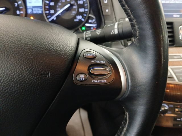 Used 2019 INFINITI Q70 L 3.7 w/ Sensory Package RWD image 19