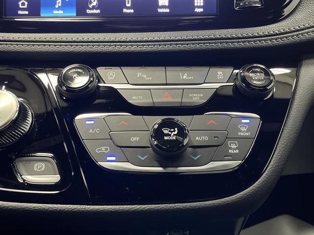 New 2026 Chrysler Pacifica Select image 19