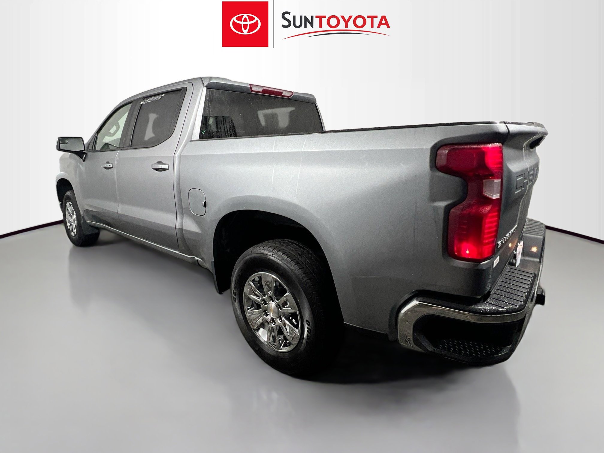 Used 2025 Chevrolet Silverado 1500 LT image 6