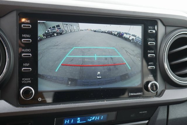 Used 2023 Toyota Tacoma TRD Sport image 3