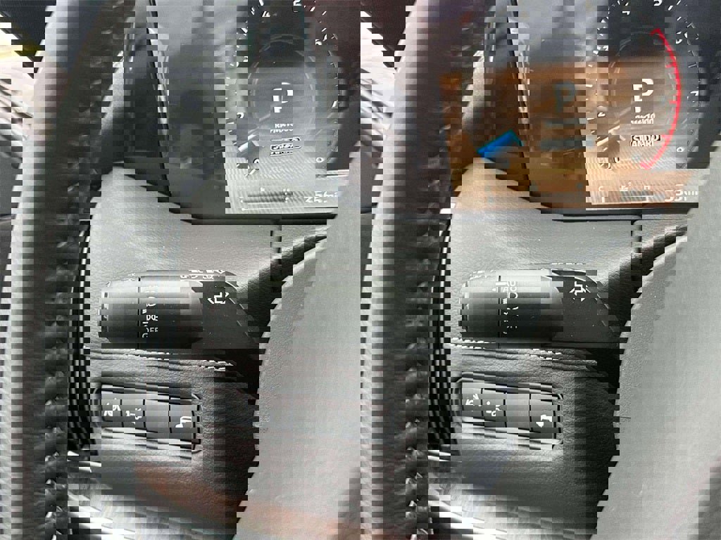 New 2025 Nissan Armada SL w/ Captain's Chari Seat Package image 25