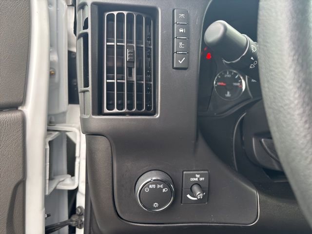 Used 2024 Chevrolet Express 3500 LT w/ LT Preferred Equipment Group RWD image 20
