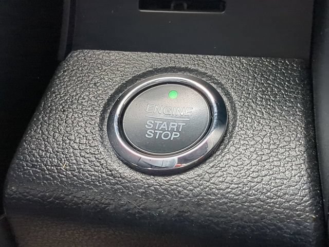 Used 2019 Ford F150 Lariat w/ Equipment Group 502A Luxury AWD/4WD image 33