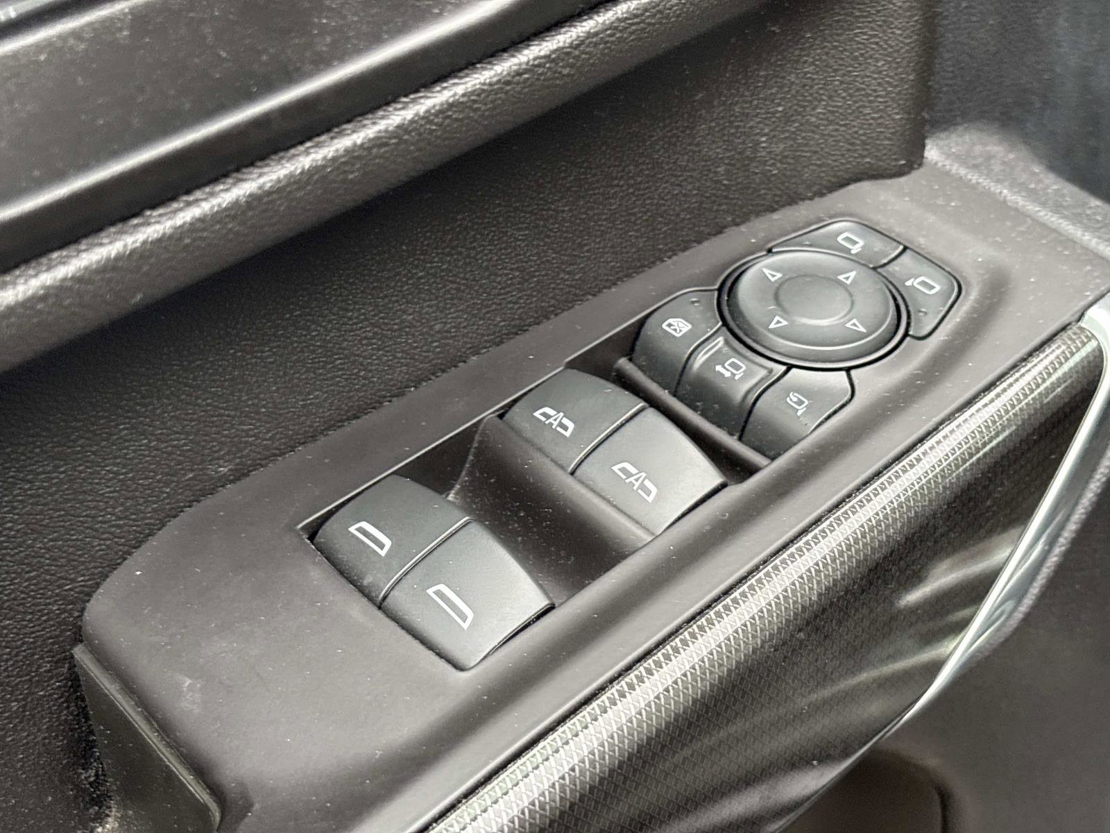 Certified 2021 GMC Sierra 2500 AT4 w/ AT4 Premium Plus Package image 15