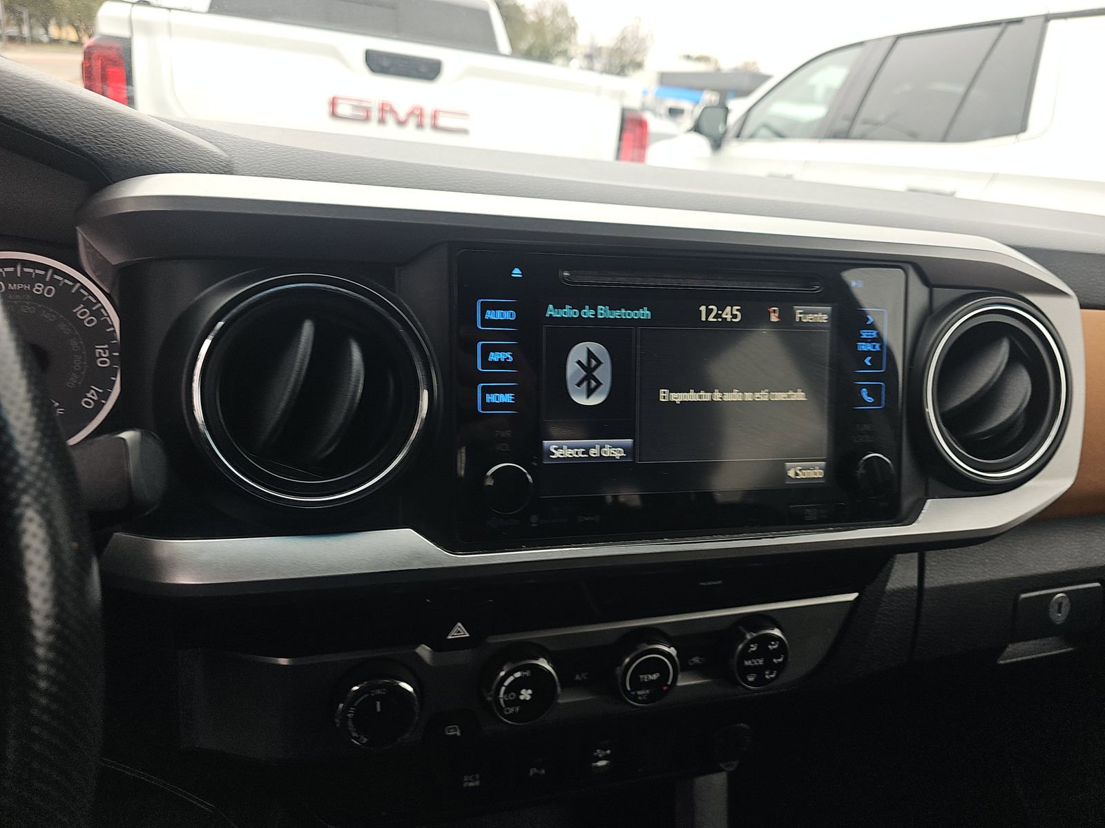 Used 2017 Toyota Tacoma SR5 image 17
