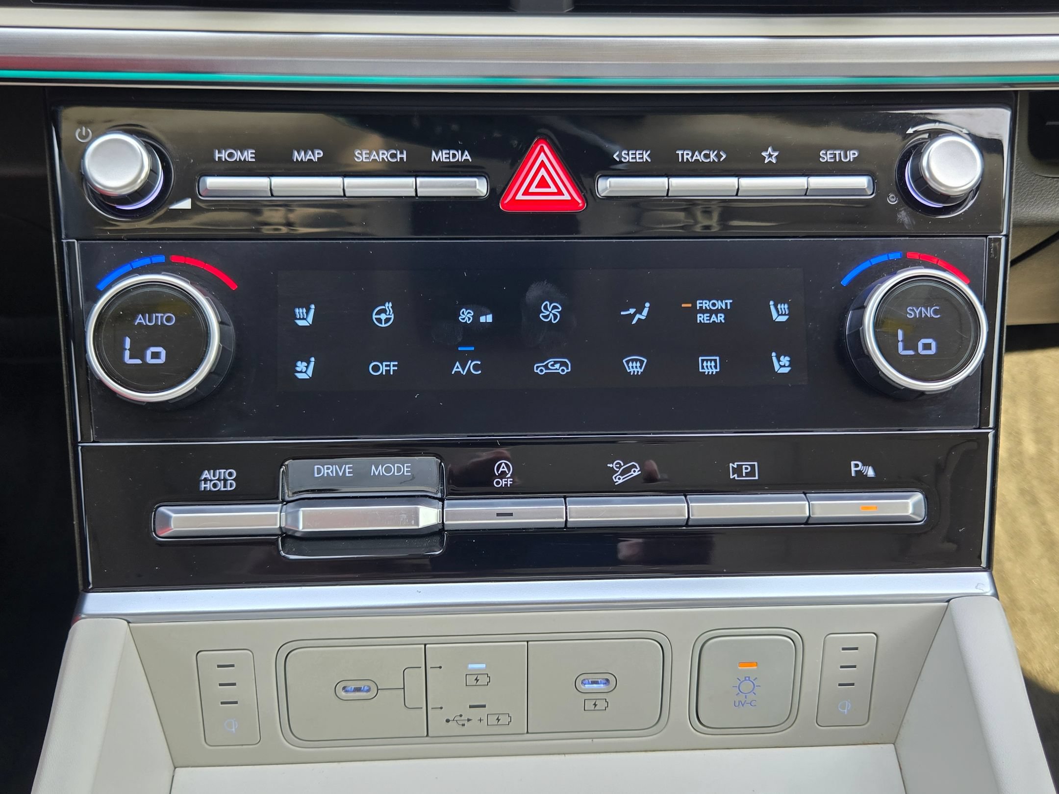 Used 2025 Hyundai Santa Fe Calligraphy FWD image 29
