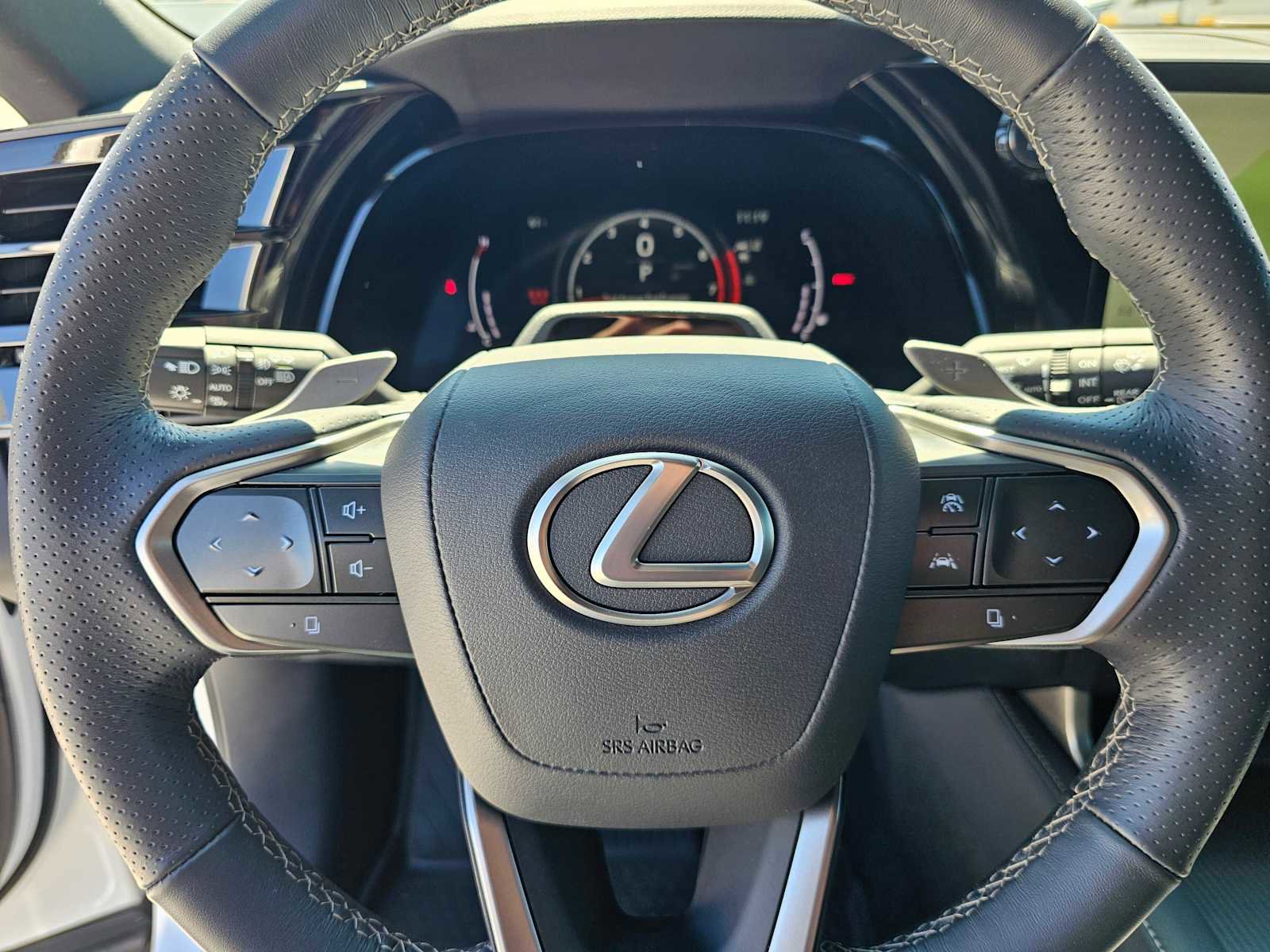 Used 2024 Lexus RX 350 F Sport w/ Convenience Package image 22