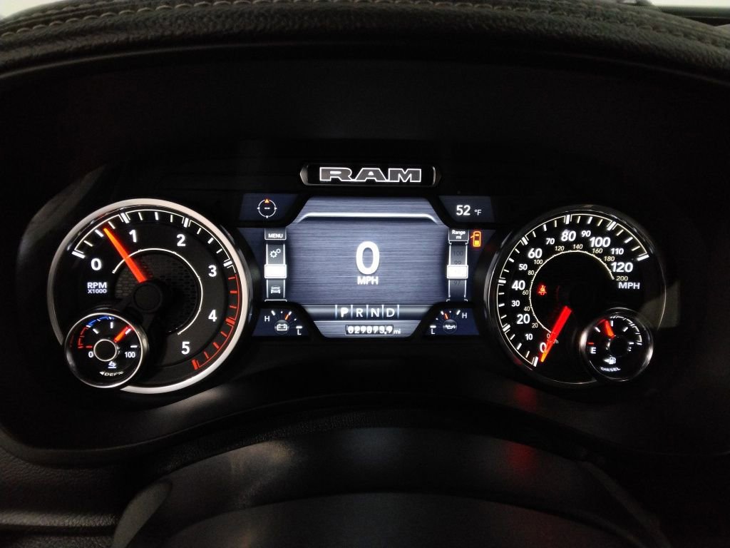 Used 2024 RAM 2500 Laramie image 16